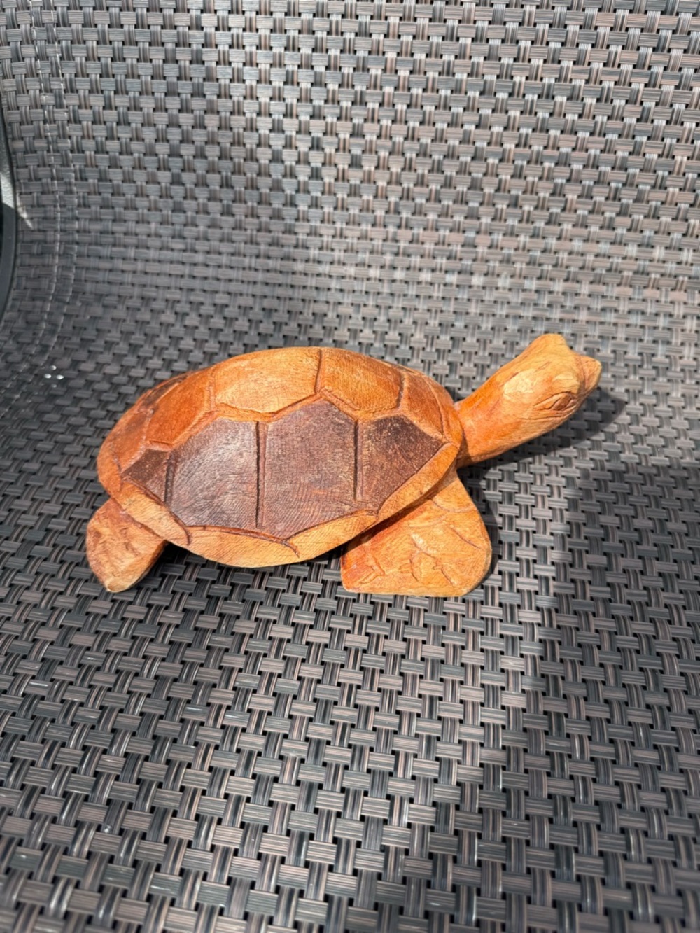 Hand Carved Wood Sea Turtle Figurine Sculpture Beach Coastal Decor